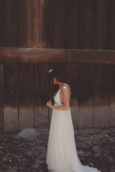 woodsy-boho-chic-backyard-wedding