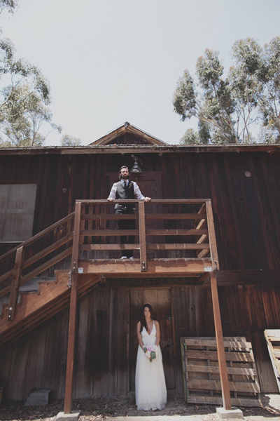 woodsy-boho-chic-backyard-wedding