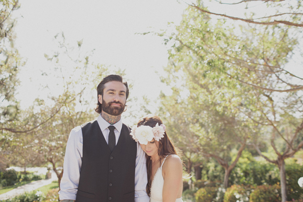 woodsy-boho-chic-backyard-wedding