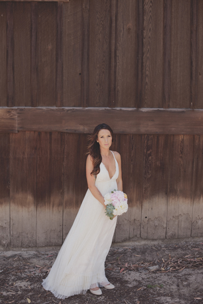 woodsy-boho-chic-backyard-wedding