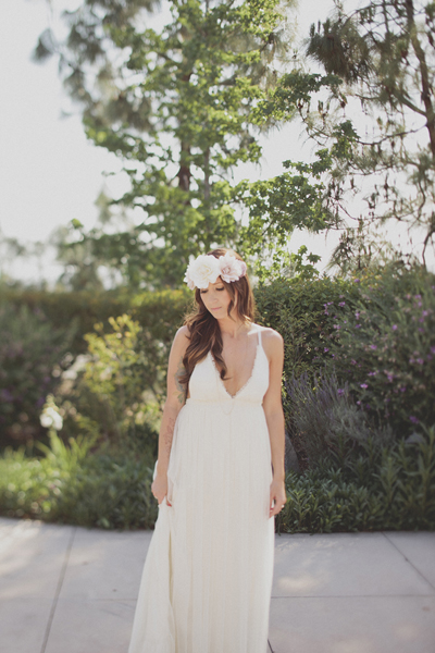 woodsy-boho-chic-backyard-wedding