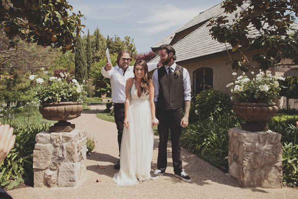 woodsy-boho-chic-backyard-wedding