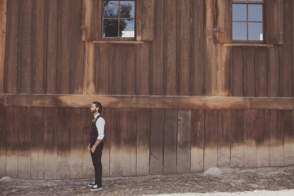 woodsy-boho-chic-backyard-wedding