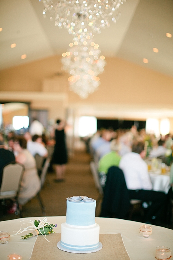 diy-rustic-wagon-wheel-wedding