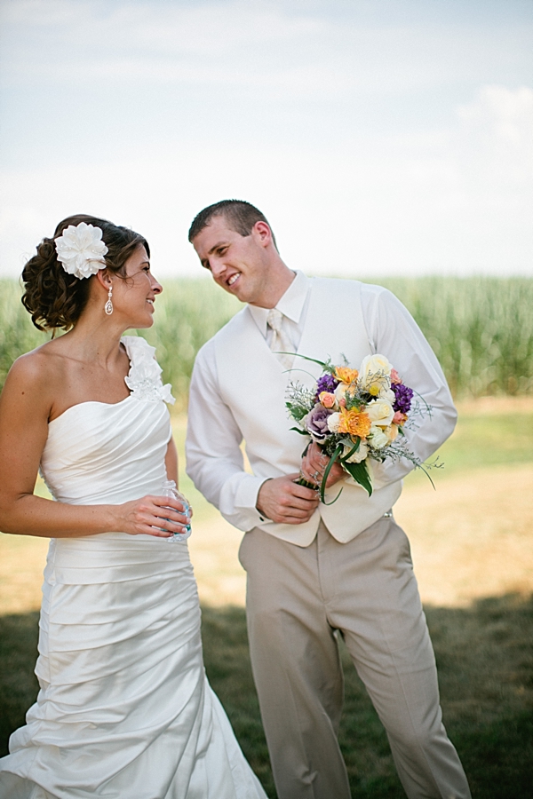 diy-rustic-wagon-wheel-wedding