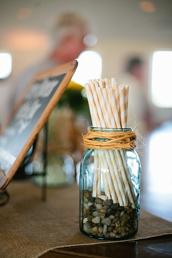 diy-rustic-wagon-wheel-wedding