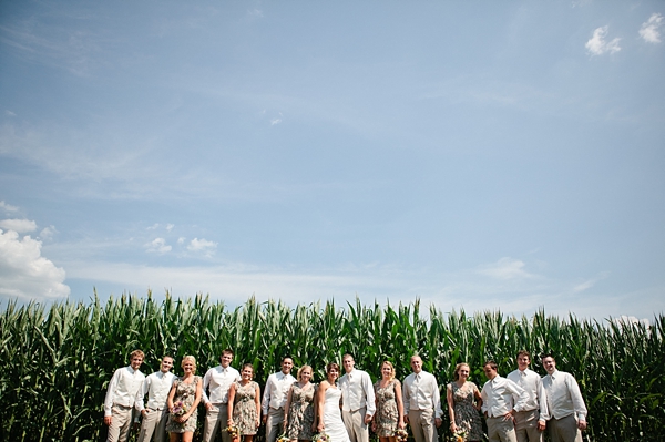 diy-rustic-wagon-wheel-wedding