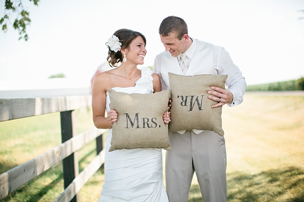 diy-rustic-wagon-wheel-wedding