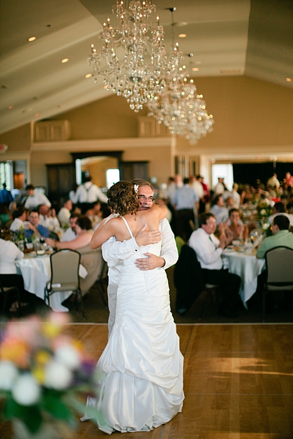 diy-rustic-wagon-wheel-wedding