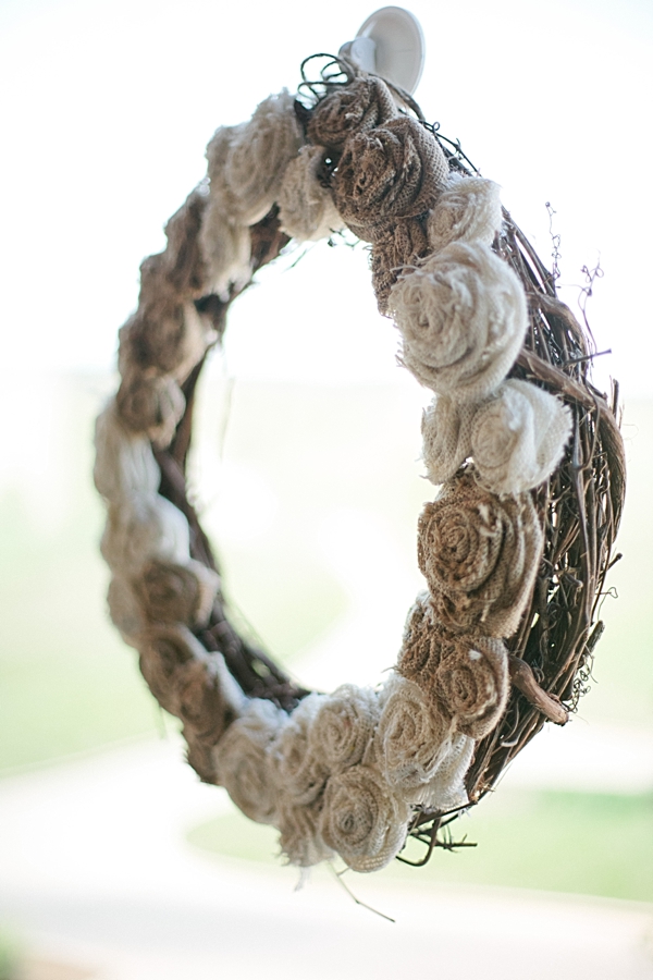 diy-rustic-wagon-wheel-wedding