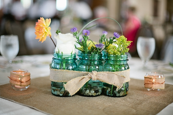 diy-rustic-wagon-wheel-wedding