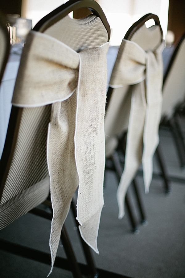 diy-rustic-wagon-wheel-wedding
