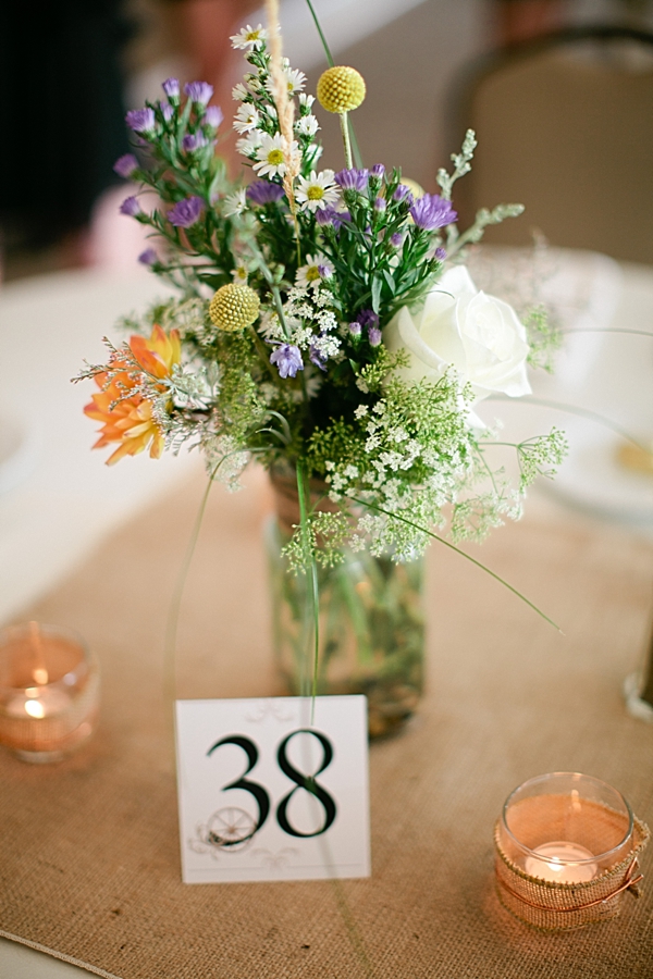 diy-rustic-wagon-wheel-wedding