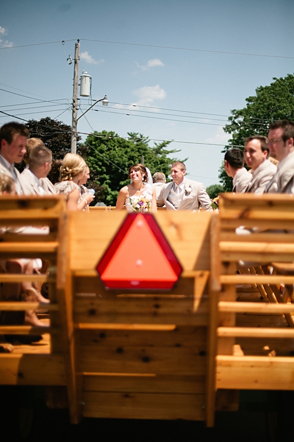 diy-rustic-wagon-wheel-wedding