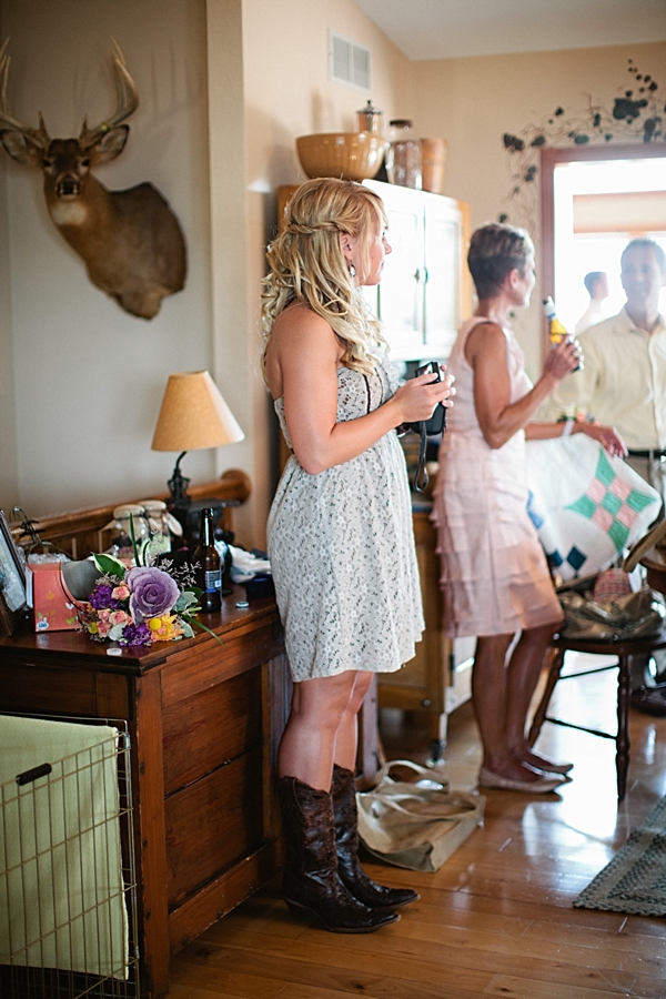 diy-rustic-wagon-wheel-wedding