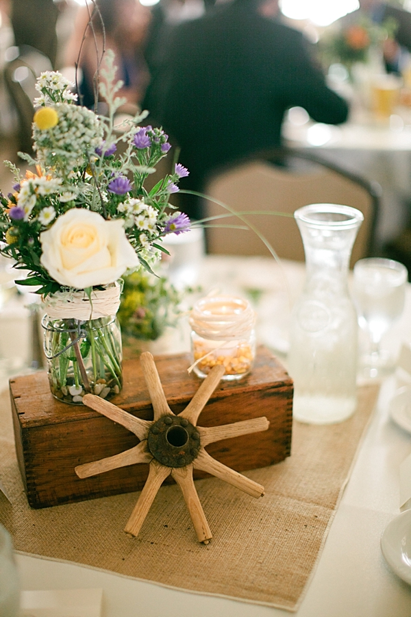 diy-rustic-wagon-wheel-wedding