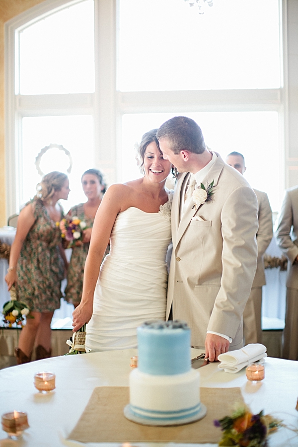 diy-rustic-wagon-wheel-wedding