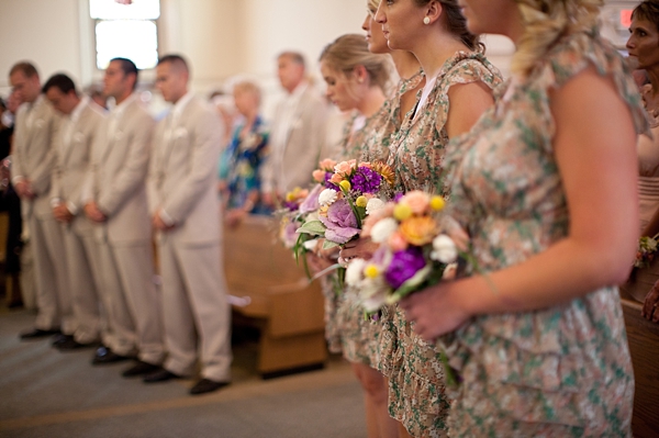 diy-rustic-wagon-wheel-wedding