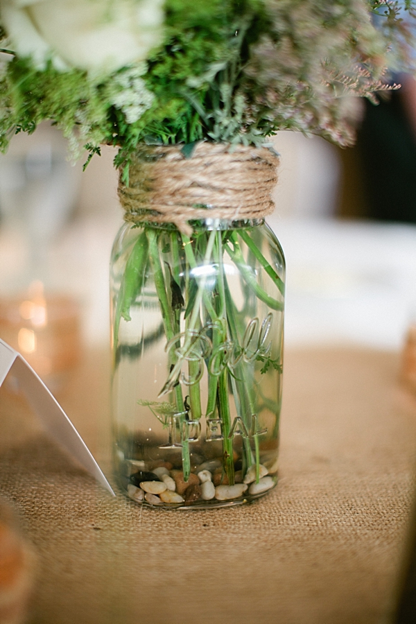 diy-rustic-wagon-wheel-wedding