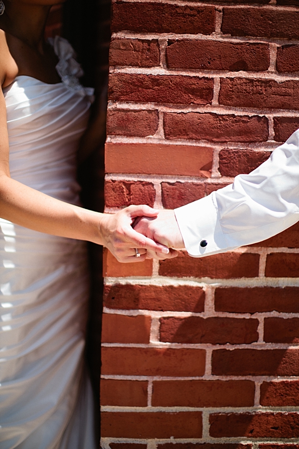 diy-rustic-wagon-wheel-wedding
