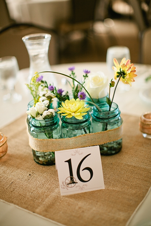 diy-rustic-wagon-wheel-wedding