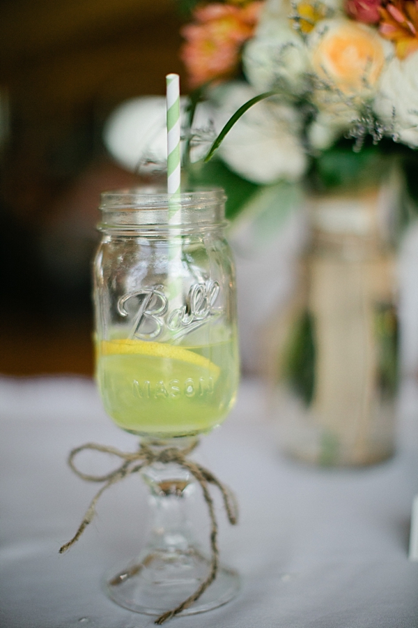 diy-rustic-wagon-wheel-wedding