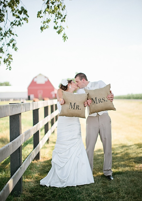 DIY Rustic Wagon Wheel Wedding