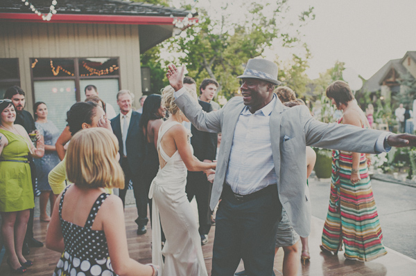 diy-vintage-glam-backyard-wedding
