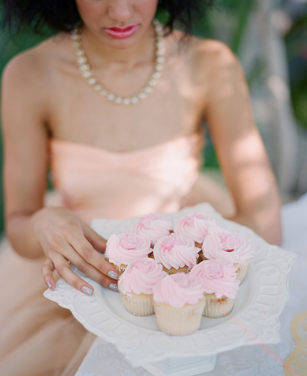 eclectic-and-stylish-tea-party-from