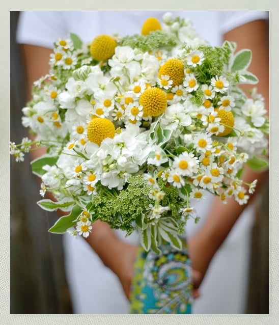 Loose and Lovely Wedding Bouquets