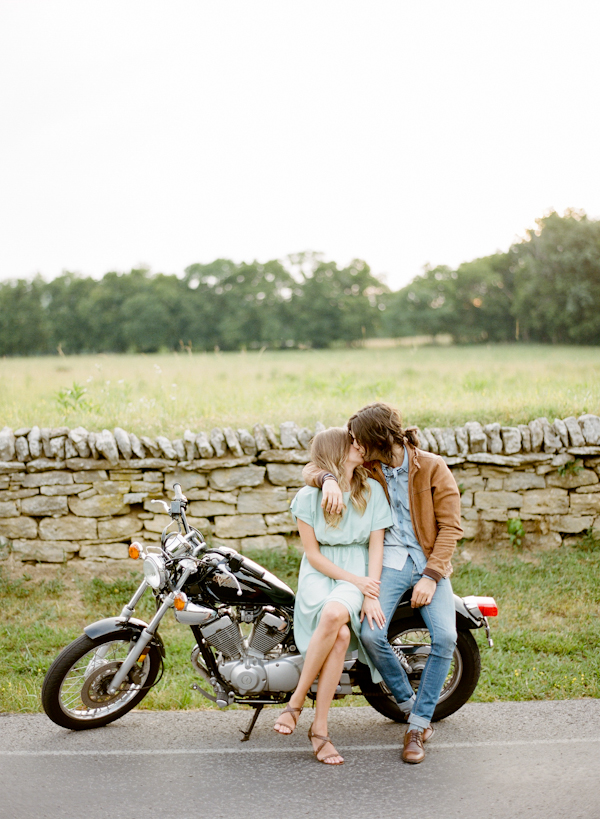 love-session-by-austin-gros-photography