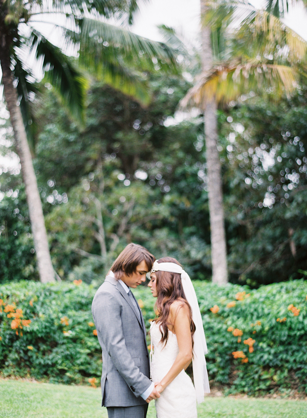 pretty-hawaiian-wedding-ideas