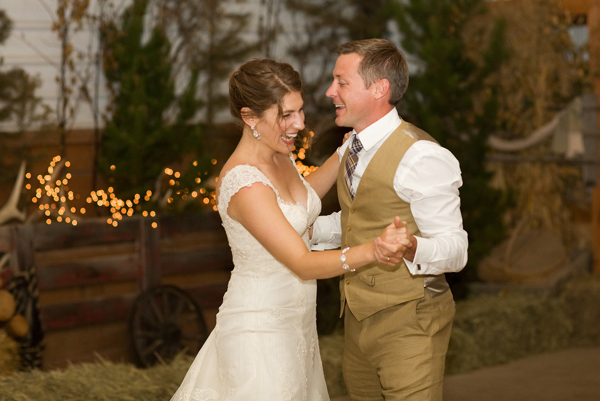rustic-montana-destination-wedding