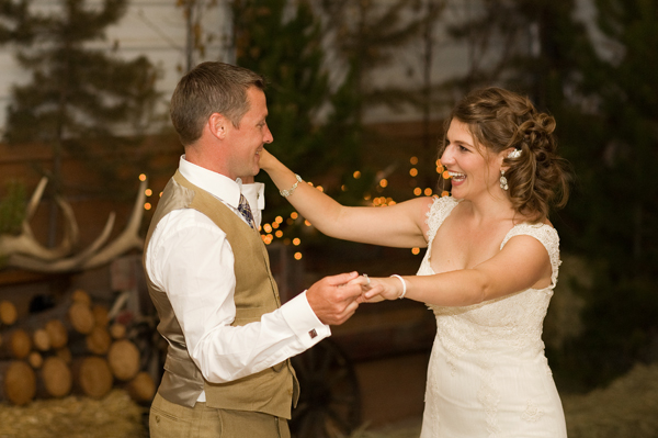 rustic-montana-destination-wedding
