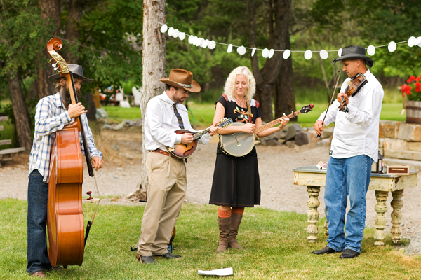 rustic-montana-destination-wedding