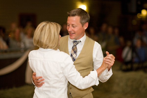 rustic-montana-destination-wedding