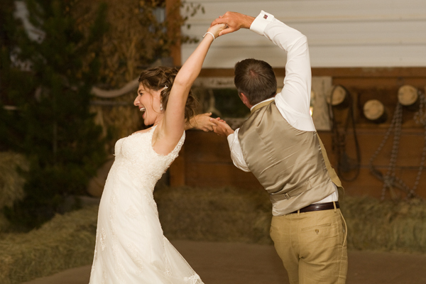 rustic-montana-destination-wedding