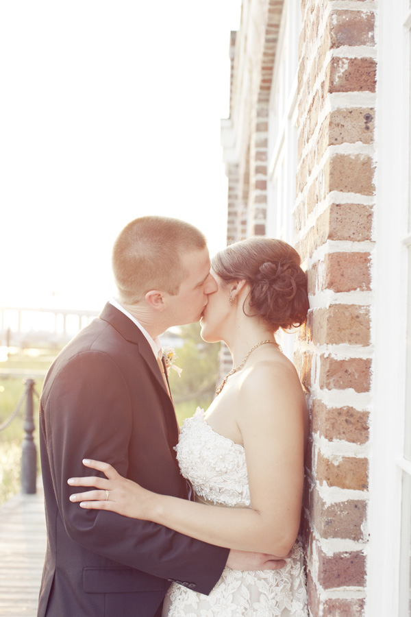 salt-and-pepper-shaker-wedding-favors