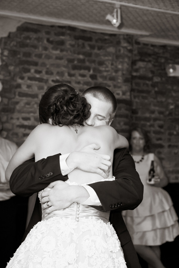 salt-and-pepper-shaker-wedding-favors
