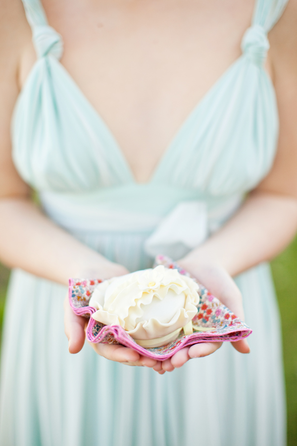 simple-and-colorful-garden-wedding-ideas