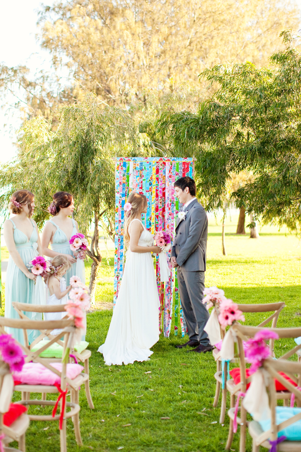 simple-and-colorful-garden-wedding-ideas
