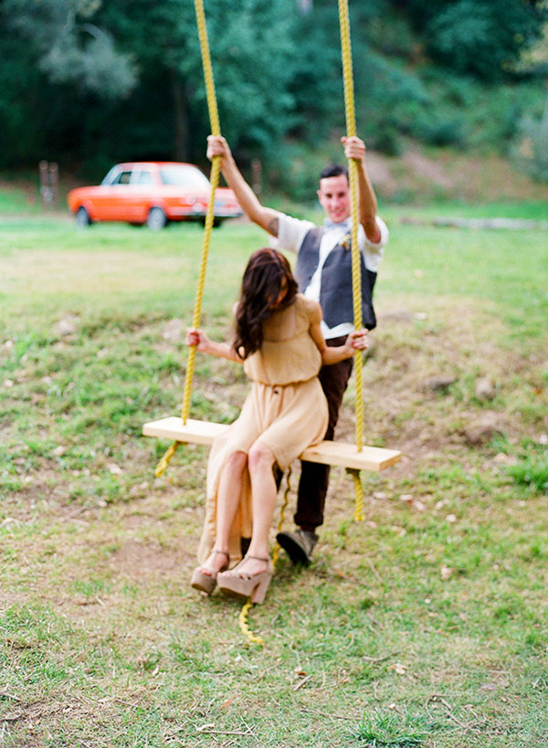 small-and-intimate-park-wedding