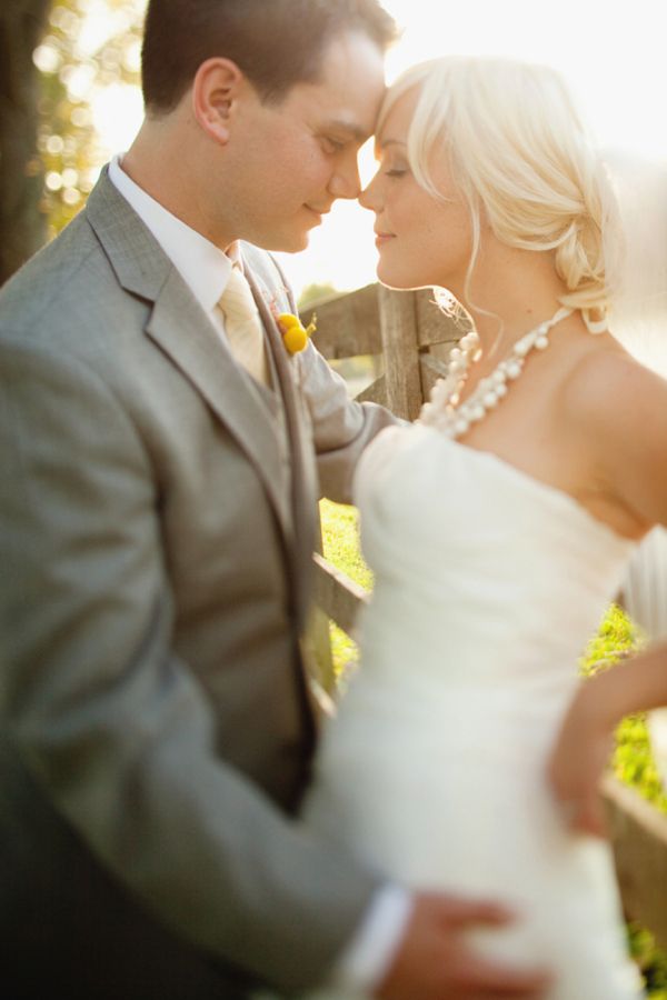 teal-yellow-and-gray-vintage-wedding