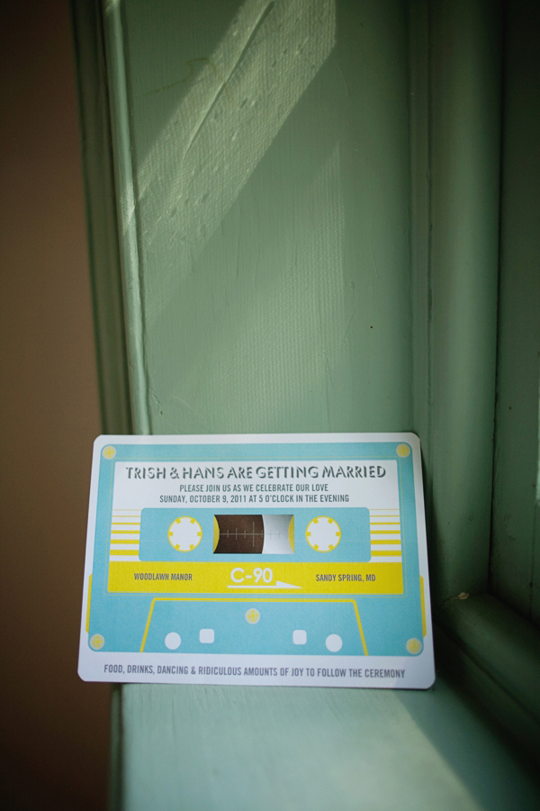 teal-yellow-and-gray-vintage-wedding
