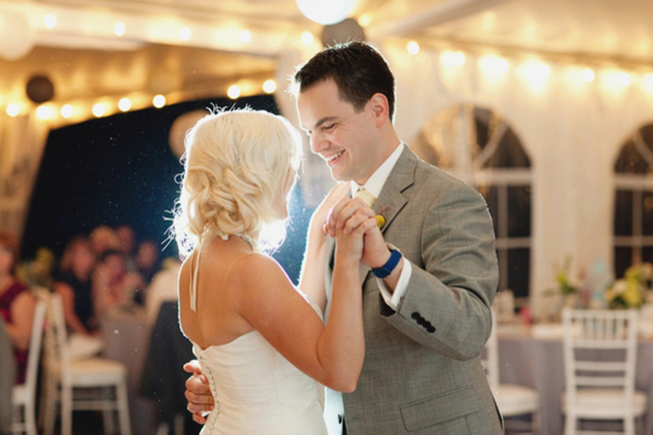 teal-yellow-and-gray-vintage-wedding