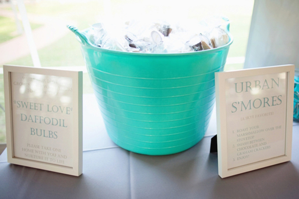 teal-yellow-and-gray-vintage-wedding