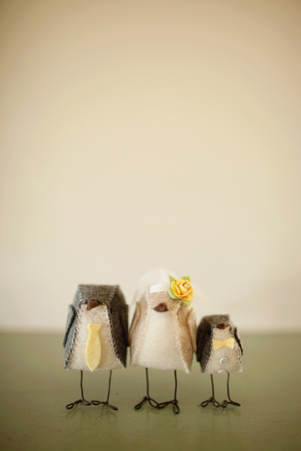 teal-yellow-and-gray-vintage-wedding