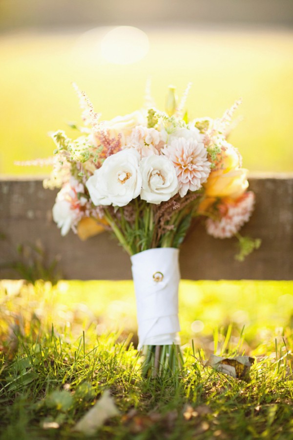 teal-yellow-and-gray-vintage-wedding