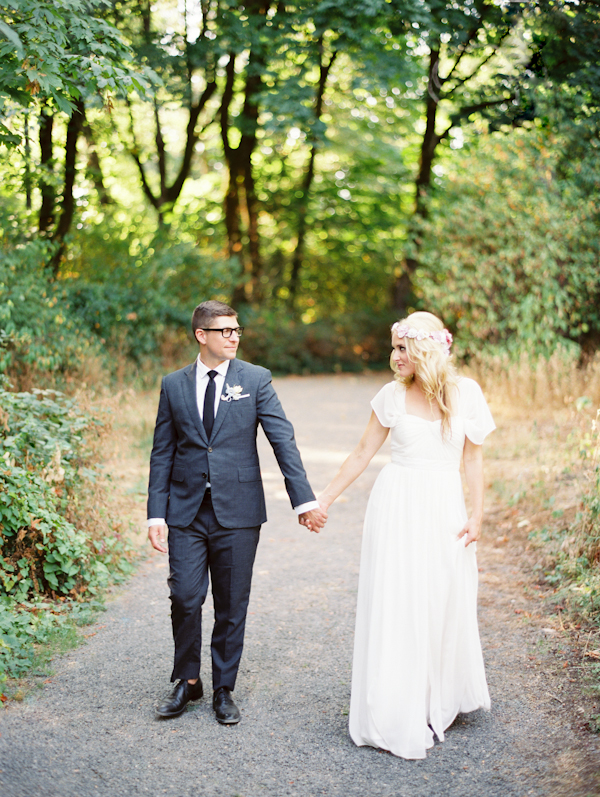a-french-countryside-picnic-wedding