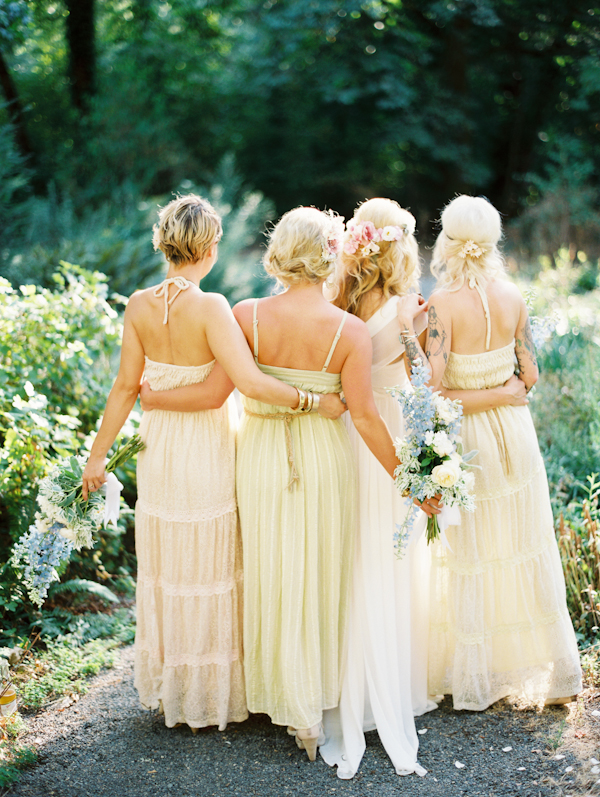 a-french-countryside-picnic-wedding